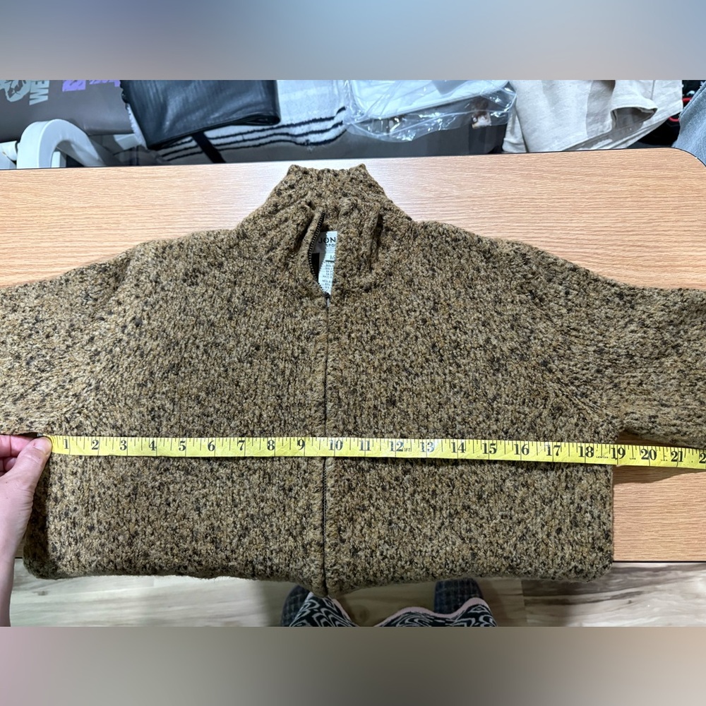 Jones sport Women’s wool blend sweater - Picture 12 of 14